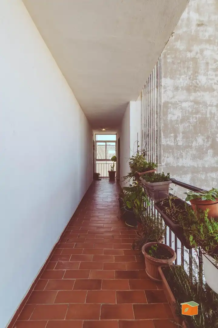 Piso en venta en Santa Bàrbara con Amueblado y Balcón
