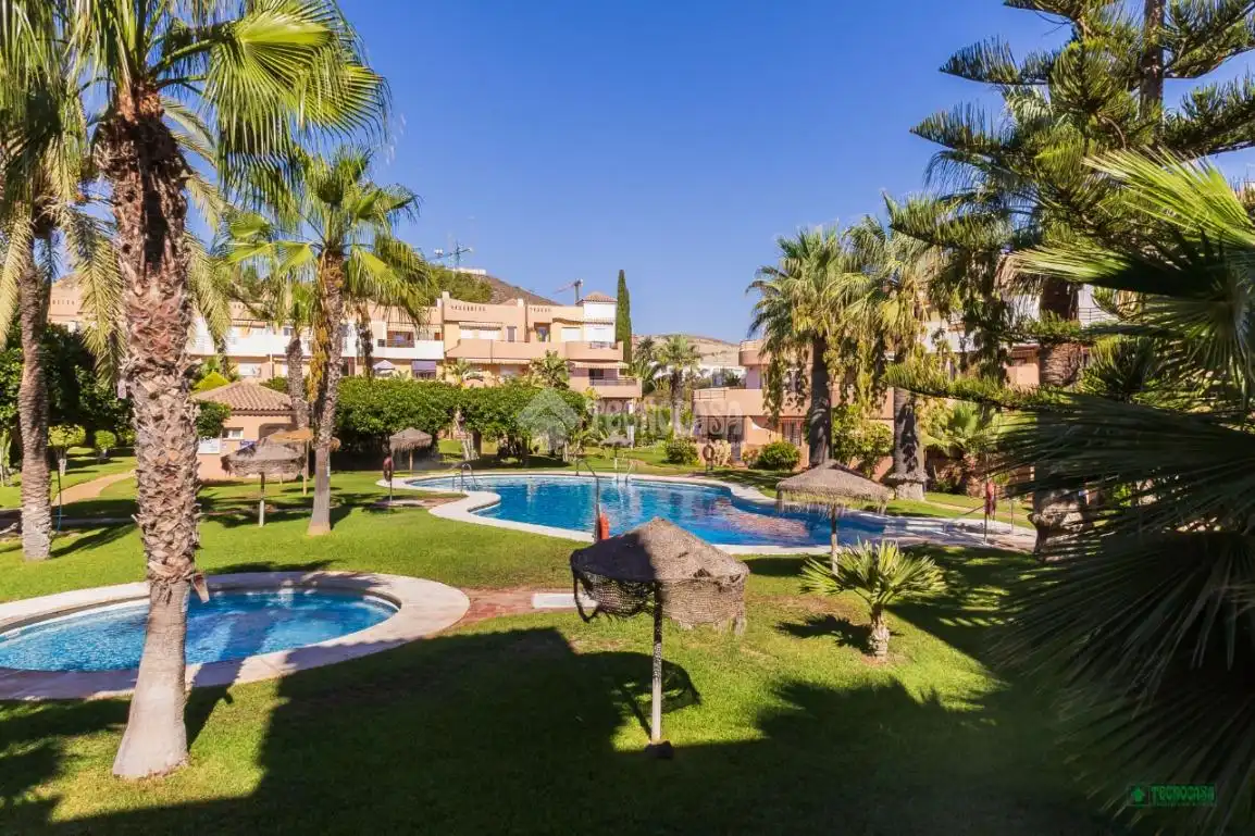 Wohnung mit Pool zum Verkauf in Vera Playa Naturista