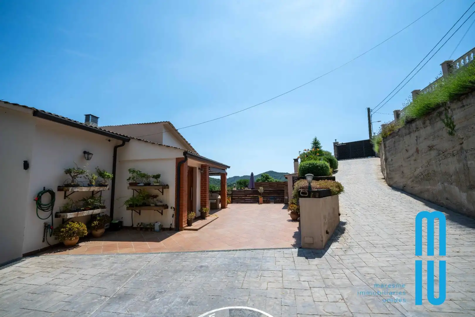 Vista exterior de Casa o xalet en venda en Tordera amb Calefacció, Jardí privat i Terrassa