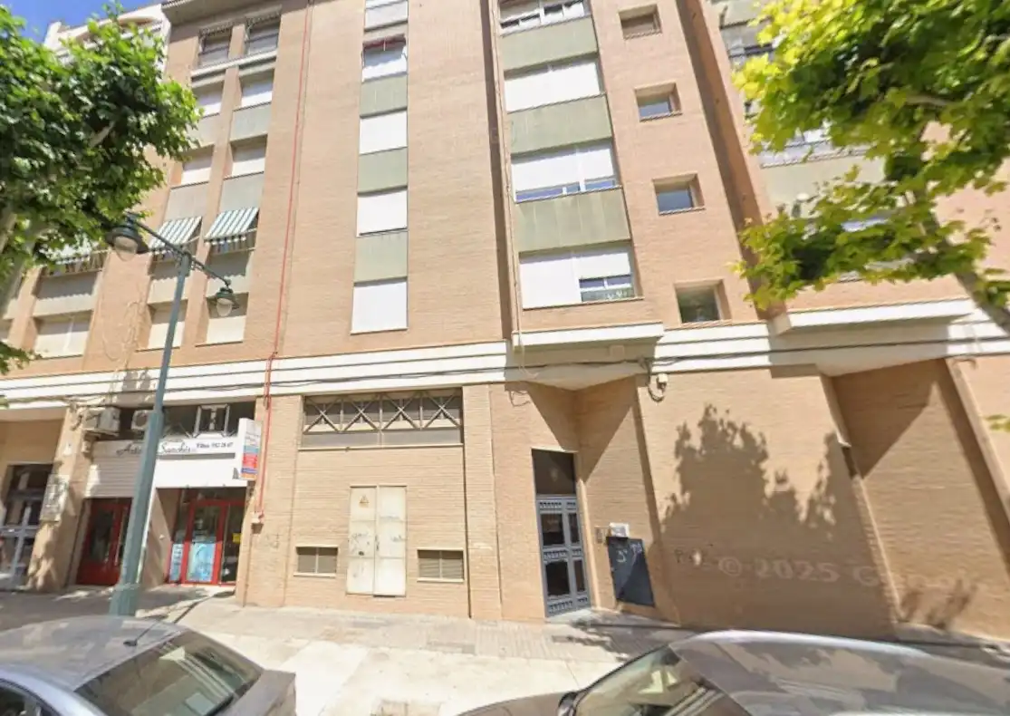Piso en venta en Av Hispanitat, Zona Nord