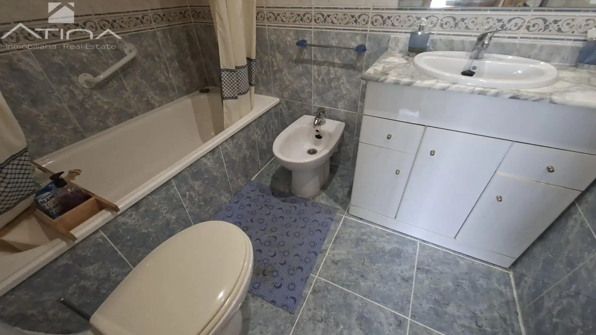 Baño de Apartamento en venta en Daimús con Aire acondicionado, Calefacción y Amueblado
