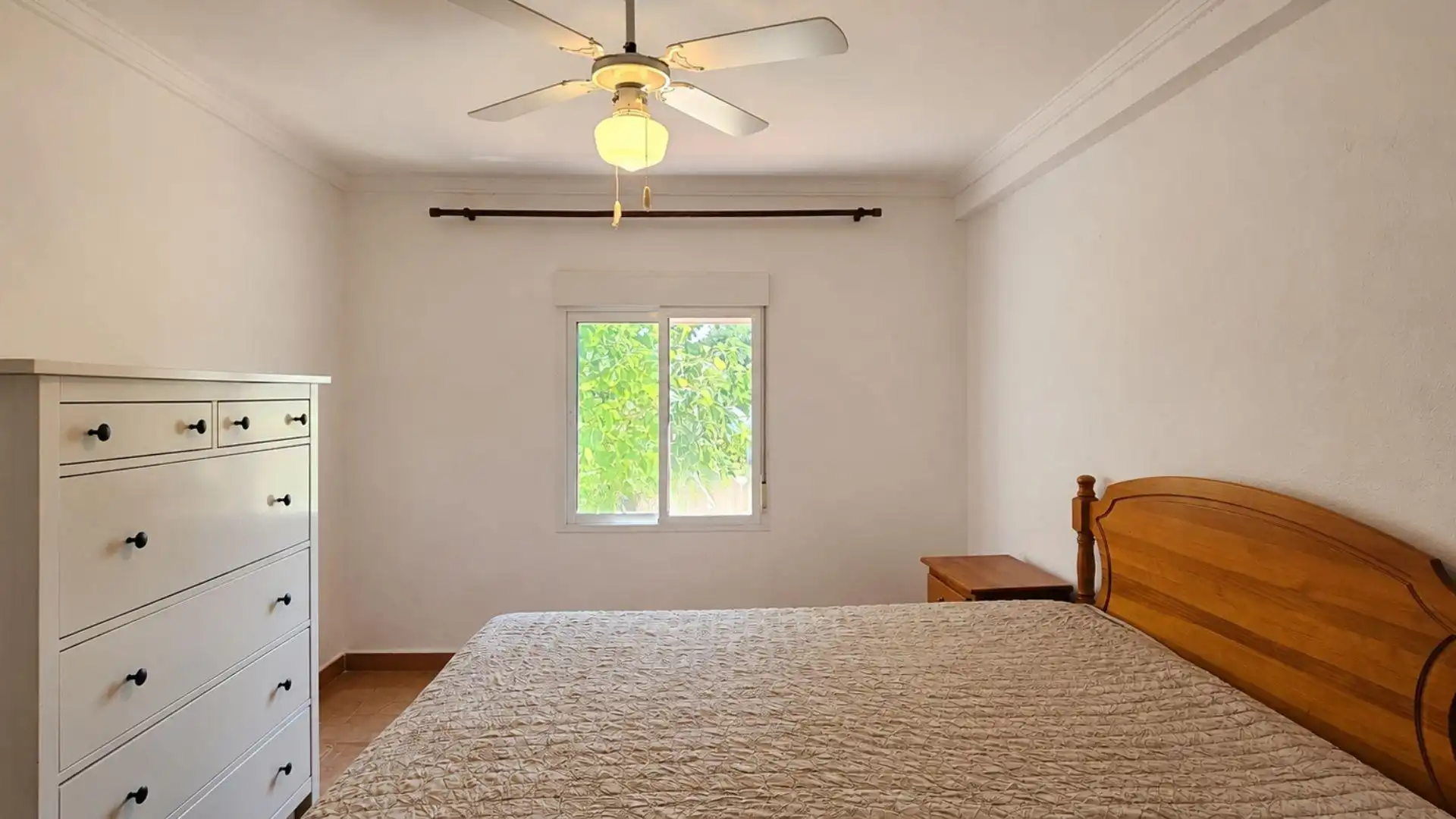 Habitación de Casa o chalet en venta en Gandia con Calefacción y Jardín privado