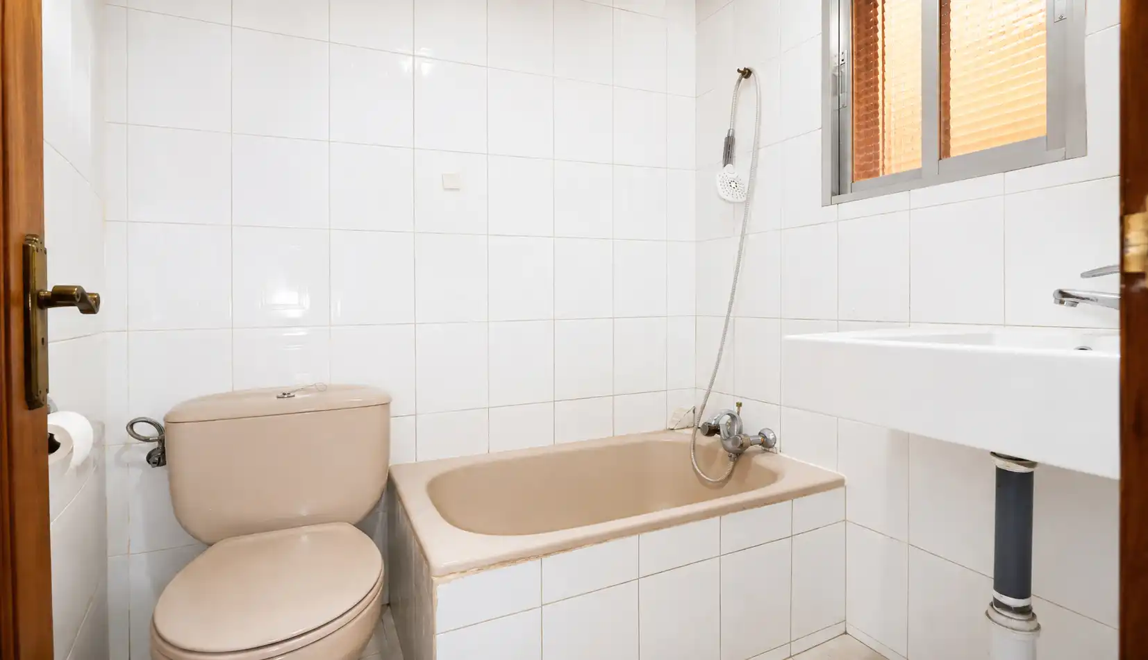 Bany de Pis en venda en Móstoles amb Terrassa