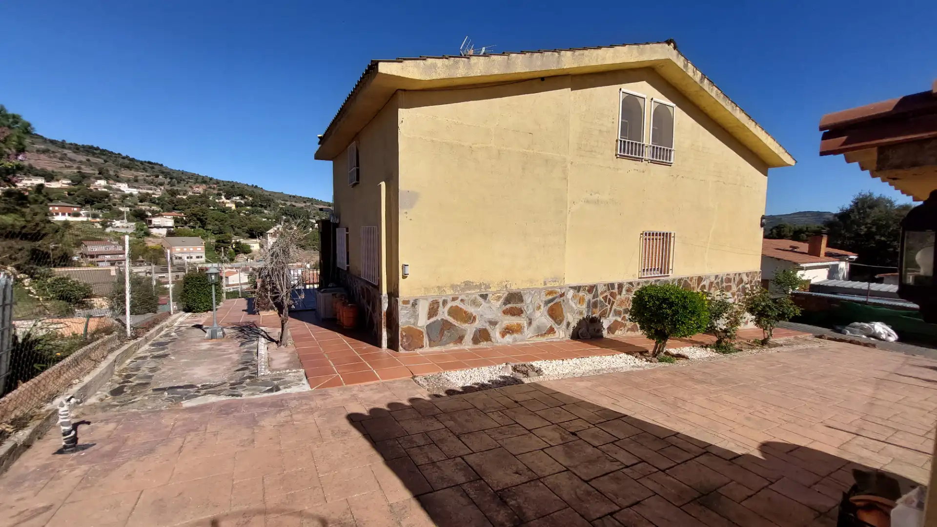 Vista exterior de Casa o xalet en venda en Sant Llorenç Savall amb Calefacció, Jardí privat i Terrassa