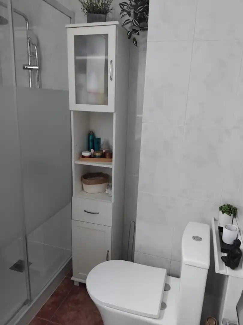 Bathroom of Flat for sale in Figueres  with Air Conditioner, Heating and Terrace