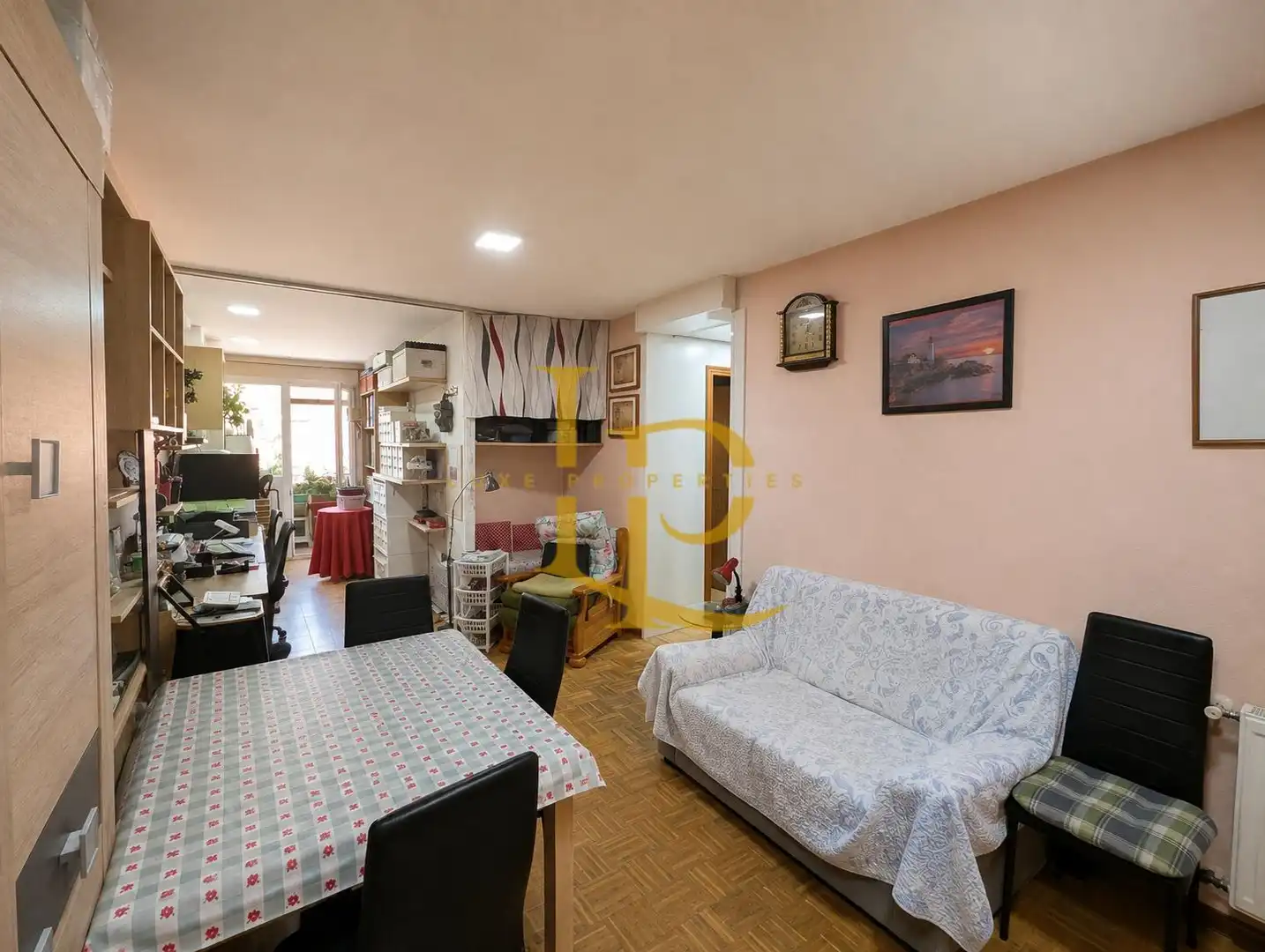 Sala de estar de Piso en venta en San Lorenzo de El Escorial con Calefacción, Jardín privado y Horno