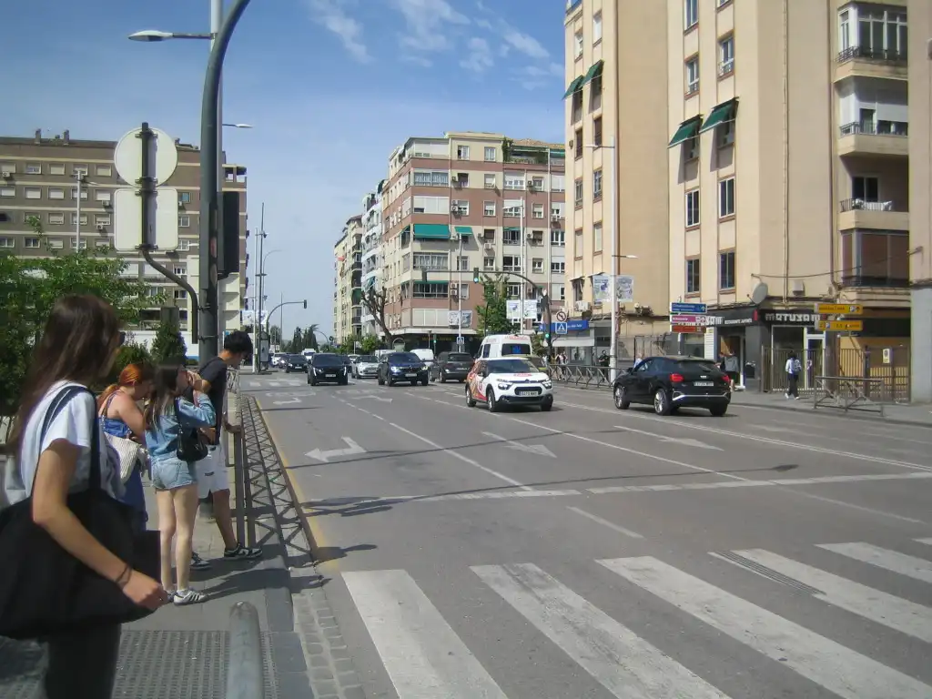 Vista exterior de Estudi de lloguer en Granada amb Aire condicionat, Calefacció i Moblat