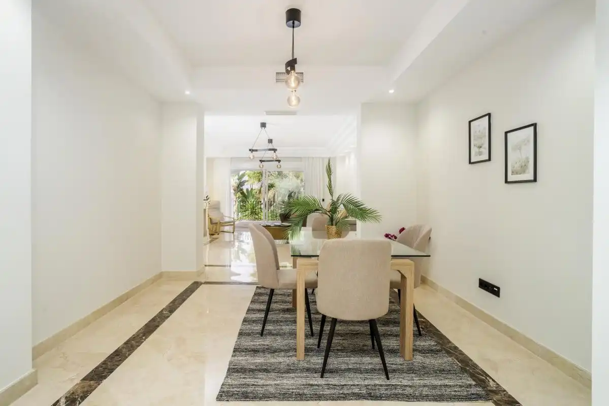 Dining room of Flat for sale in Marbella  with Air Conditioner, Heating and Private garden
