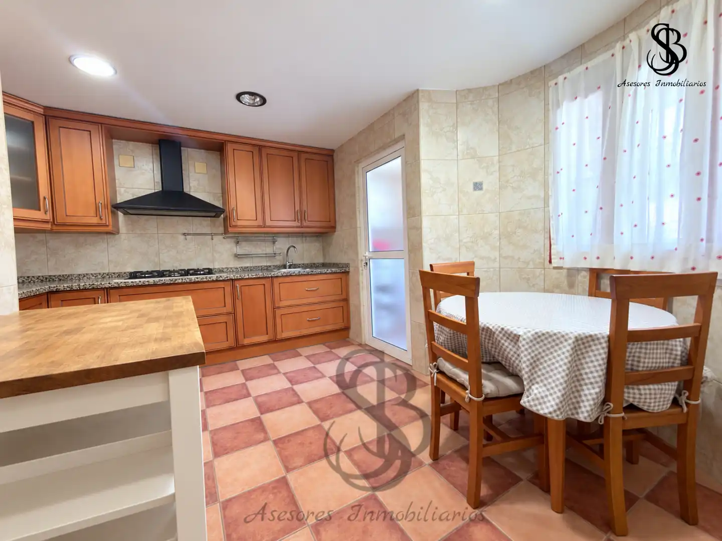 Casa pareada con piscina en venta en Carrer la Maigmona, imagen 12