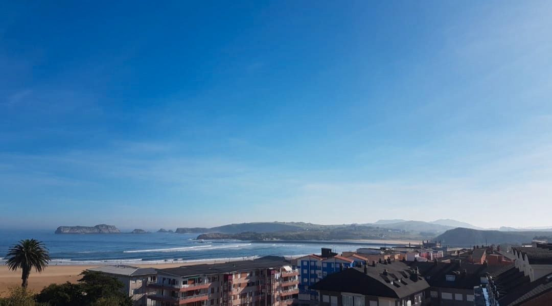 Vista exterior de Dúplex en venda en Suances amb Calefacció, Terrassa i Piscina comunitària