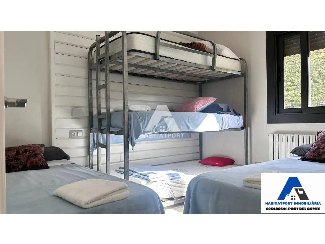 Habitación de Casa o chalet en venta en La Coma i la Pedra con Calefacción, Jardín privado y Amueblado