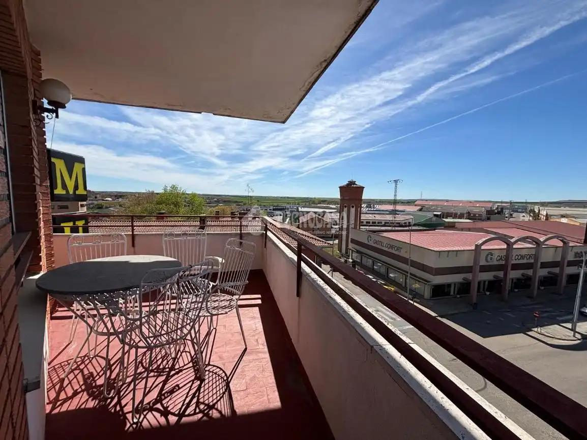 Flat with lift for sale in Medina del Campo, imagen 9
