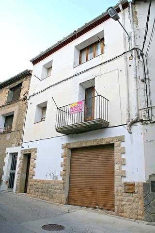 Casa-chalet en Venta en CL Ball en Vinaixa
