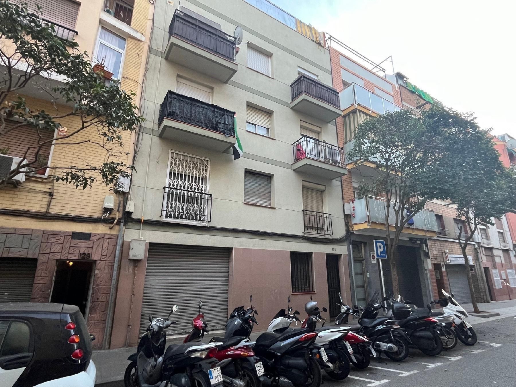 Vista exterior de Pis en venda en Santa Coloma de Gramenet