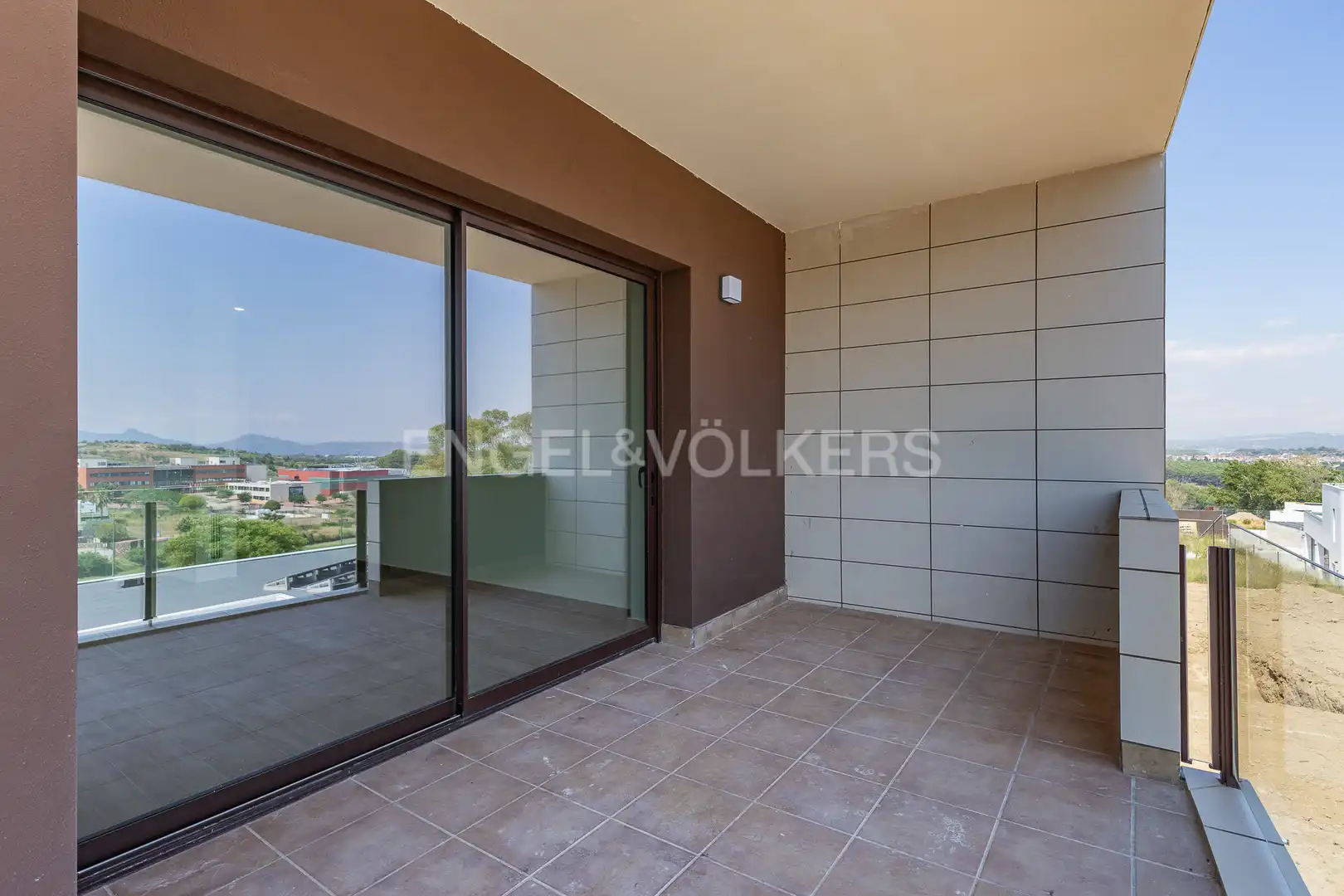 Balcony of Houses for rent in Sant Esteve Sesrovires  with Air Conditioner, Heating and Private garden
