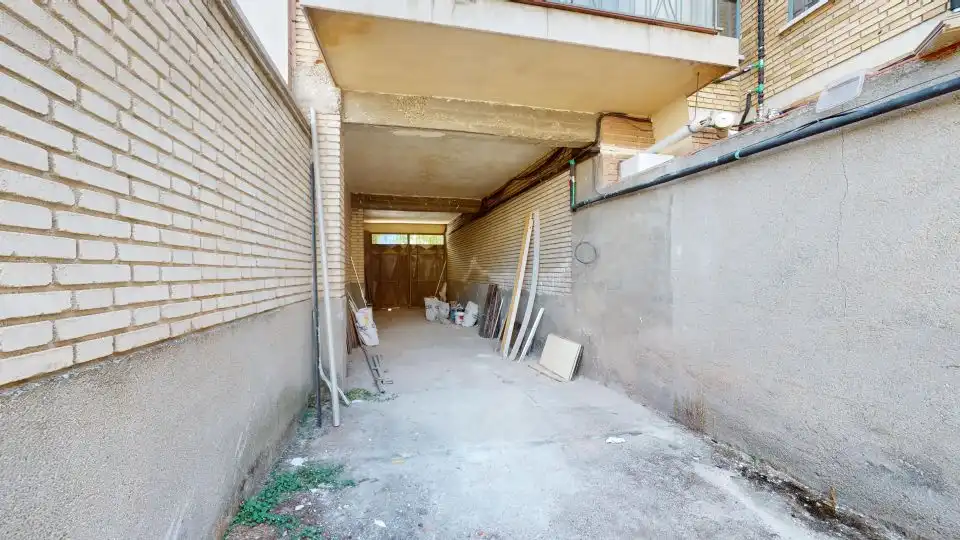 Parking of Industrial buildings for sale in Madrid
