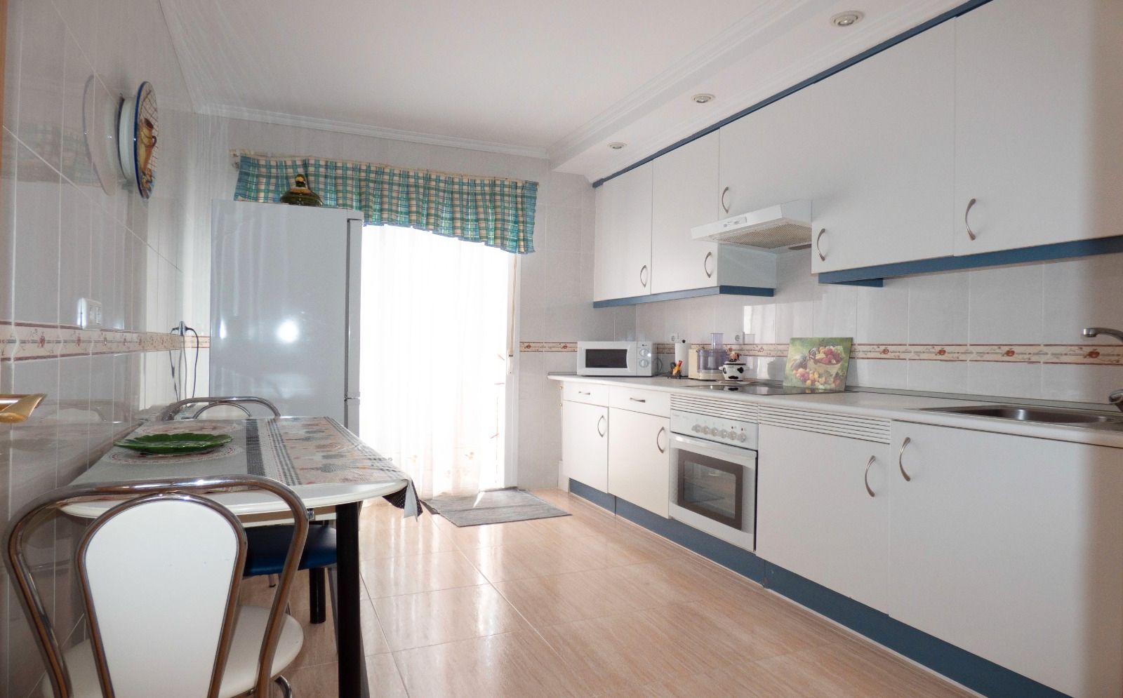 Kitchen of House or chalet for sale in Chozas de Canales  with Heating, Private garden and Terrace