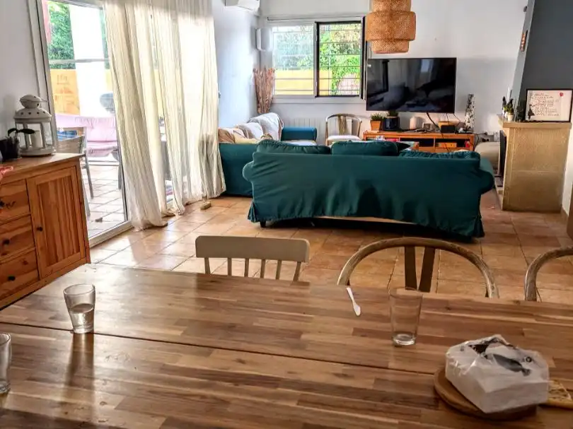 Casa amb piscina en venda a Carrer Comajuliana 11, imagen 3