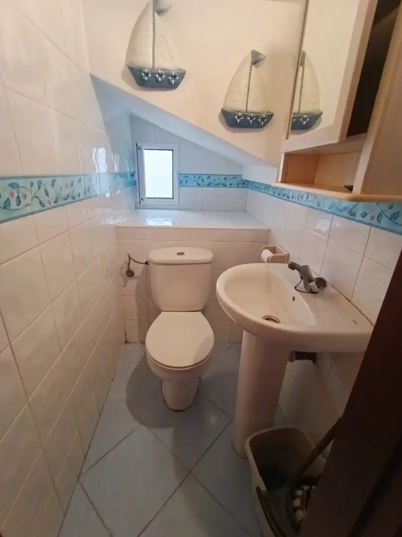 Bany de Casa adosada en venda en Arico amb Jardí privat, Terrassa i Moblat