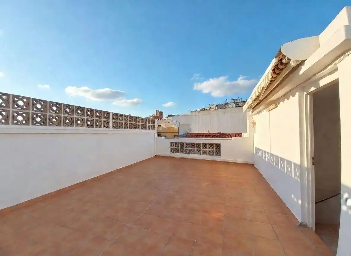 Terrassa de Pis en venda en Las Palmas de Gran Canaria amb Terrassa, Traster i Balcó