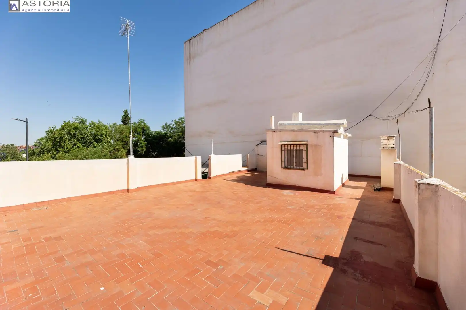 Inmuebles singulares con ascensor en venta en Avenida de Cádiz, imagen 32