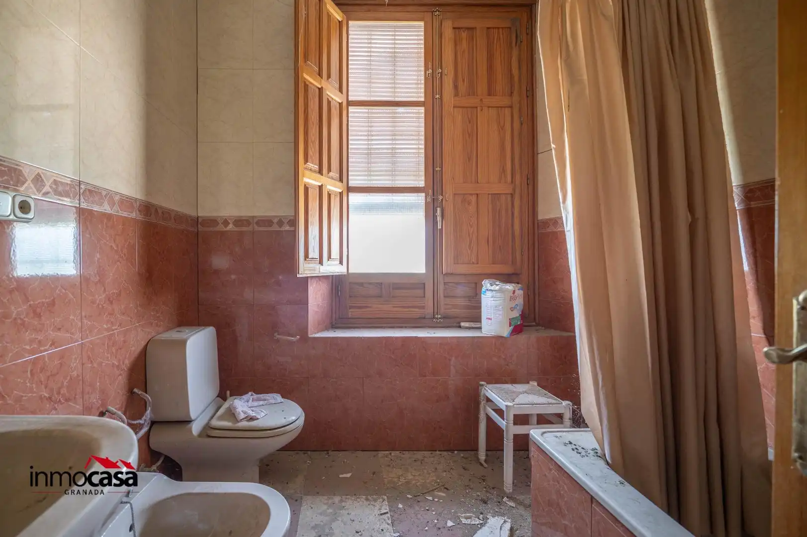Bany de Residencial en venda en Granada