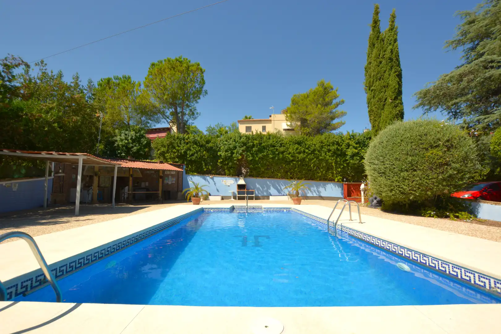 Piscina de Casa o chalet en venta en Guillena con Aire acondicionado, Calefacción y Jardín privado