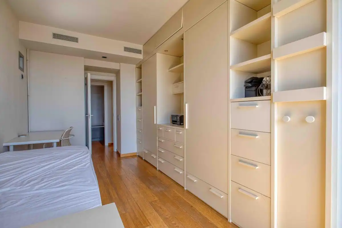 Habitación de Piso en venta en Barcelona con Aire acondicionado, Calefacción y Jardín privado