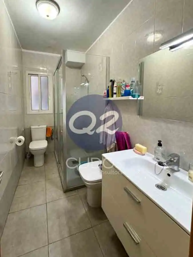 Piso con ascensor en venta en Carrer de la Doctora Castells, imagen 13
