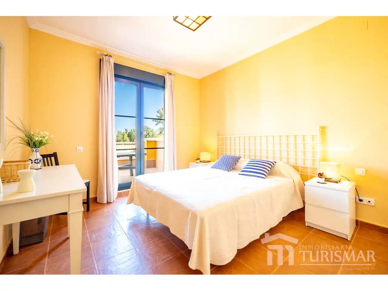 Habitación de Apartamento en venta en Ayamonte con Aire acondicionado, Terraza y Trastero