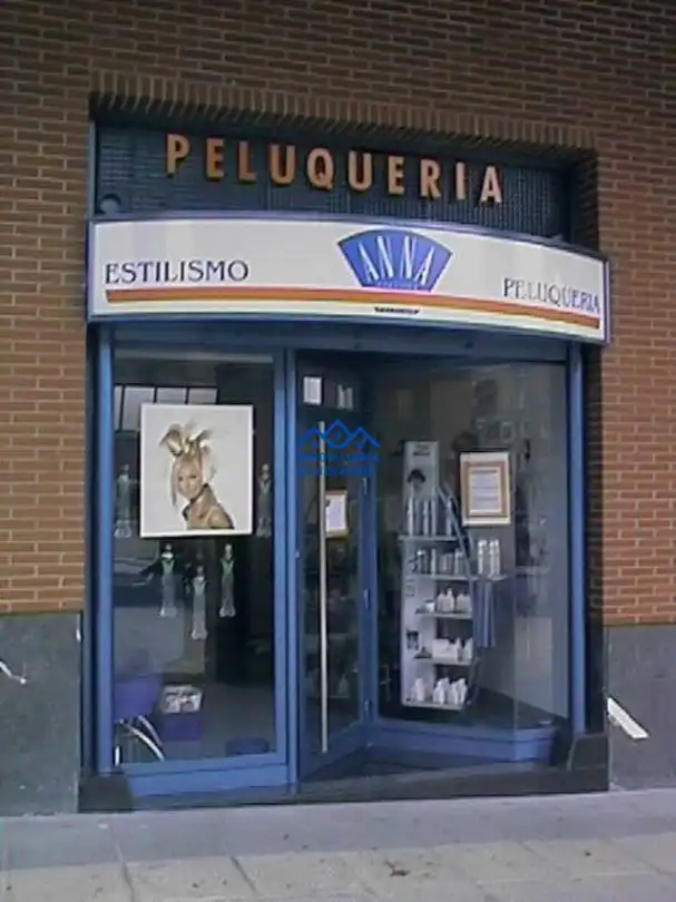 Locale commerciale in vendita a Centro Urbano - Hirigunea