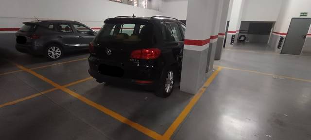 Garaje en Venta en Passeig de Valldaura en La Guineueta