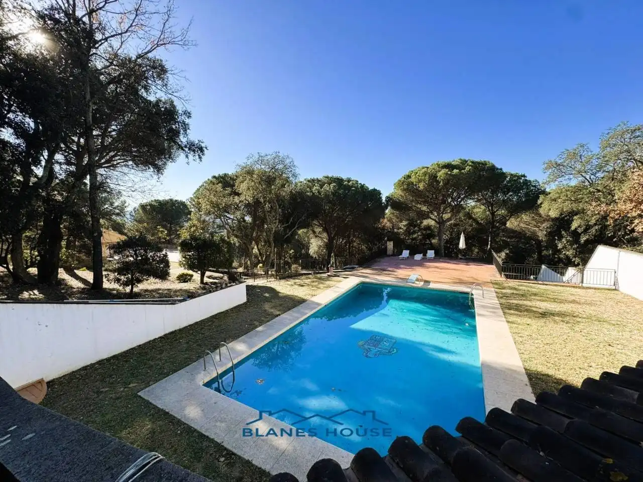 Vista exterior de Finca rústica en venda en Sant Feliu de Buixalleu amb Calefacció, Jardí privat i Terrassa