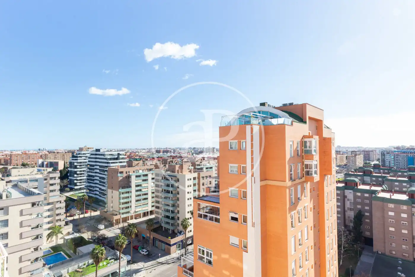 Vista exterior de Dúplex en venta en Valencia con Aire acondicionado, Calefacción y Terraza
