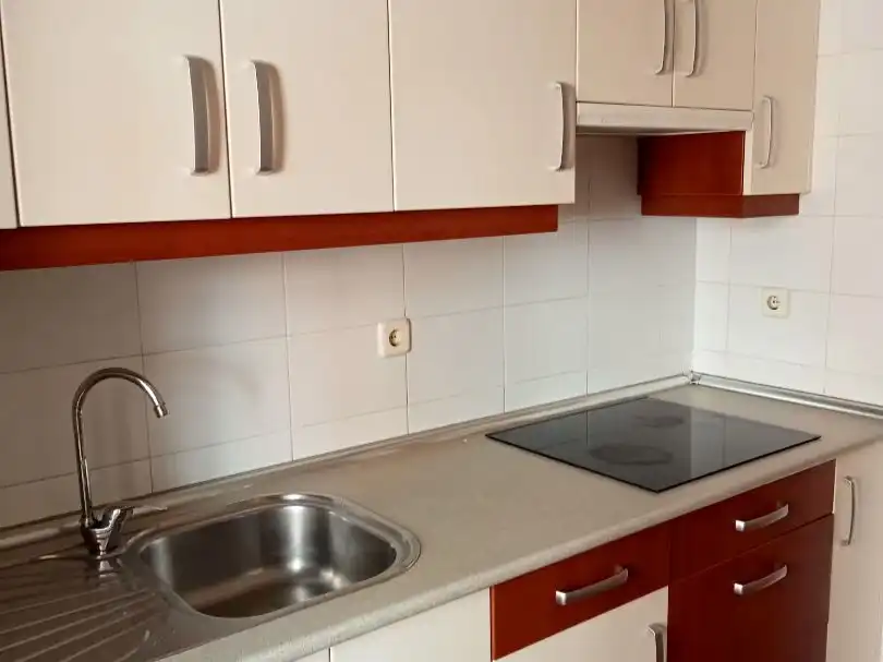 Kitchen of Flat for sale in  Madrid Capital  with Air Conditioner