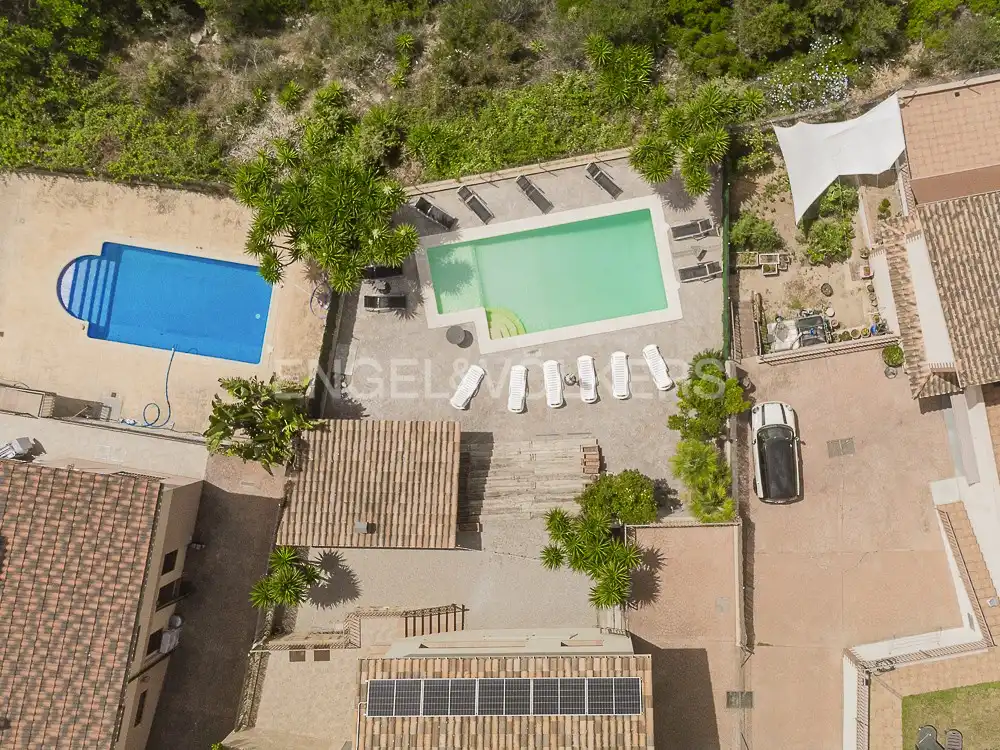 Piscina de Casa o xalet en venda en Cubelles amb Aire condicionat, Calefacció i Jardí privat