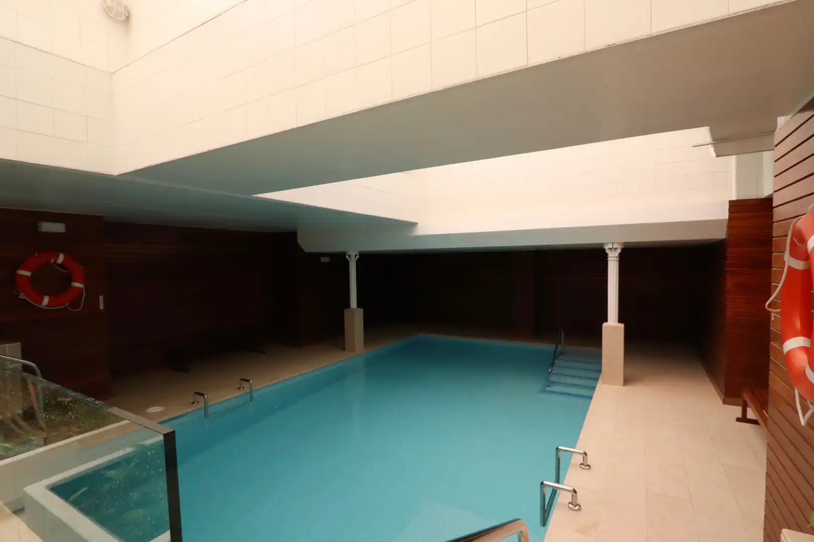 Swimming pool of Flat for sale in Madrid  with Air Conditioner, Heating and Private garden
