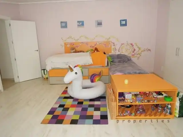 Schlafzimmer von Dachboden zum Verkauf in Altea mit Klimaanlage, Heizung und Terrasse
