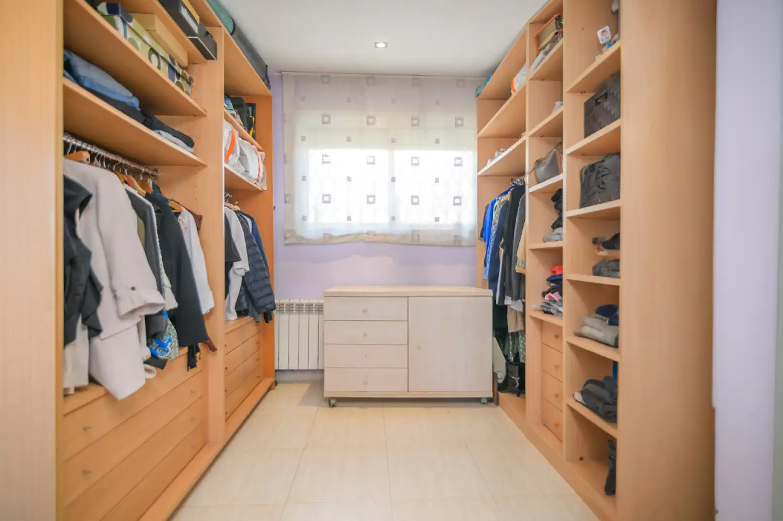 Habitación de Ático en venta en Sant Boi de Llobregat con Aire acondicionado, Calefacción y Parquet