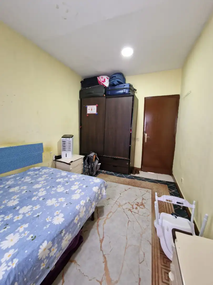 Habitación de Piso en venta en Barcelona con Terraza y Balcón