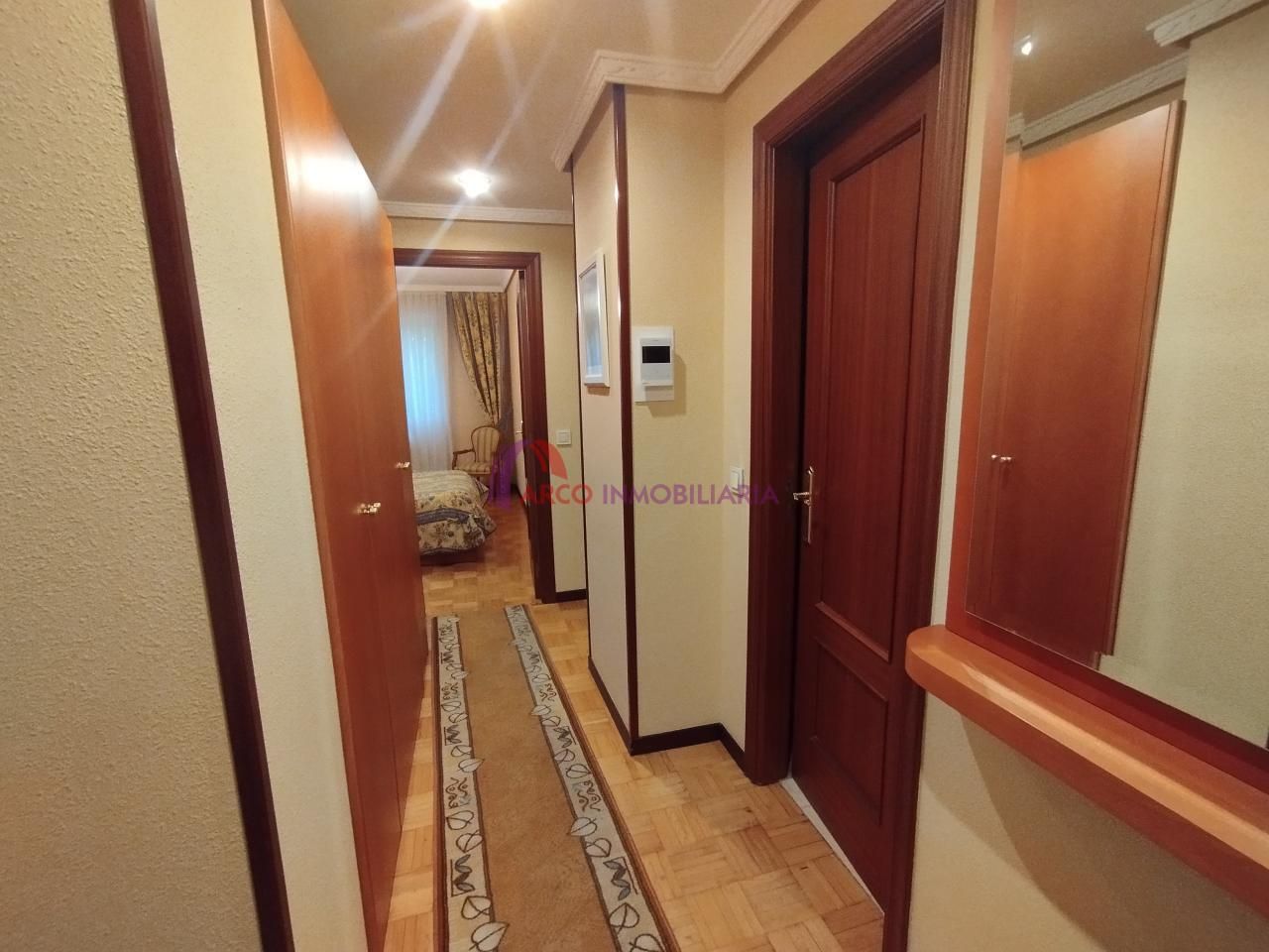 Apartament en venda en Burgos Capital amb Calefacció i Traster