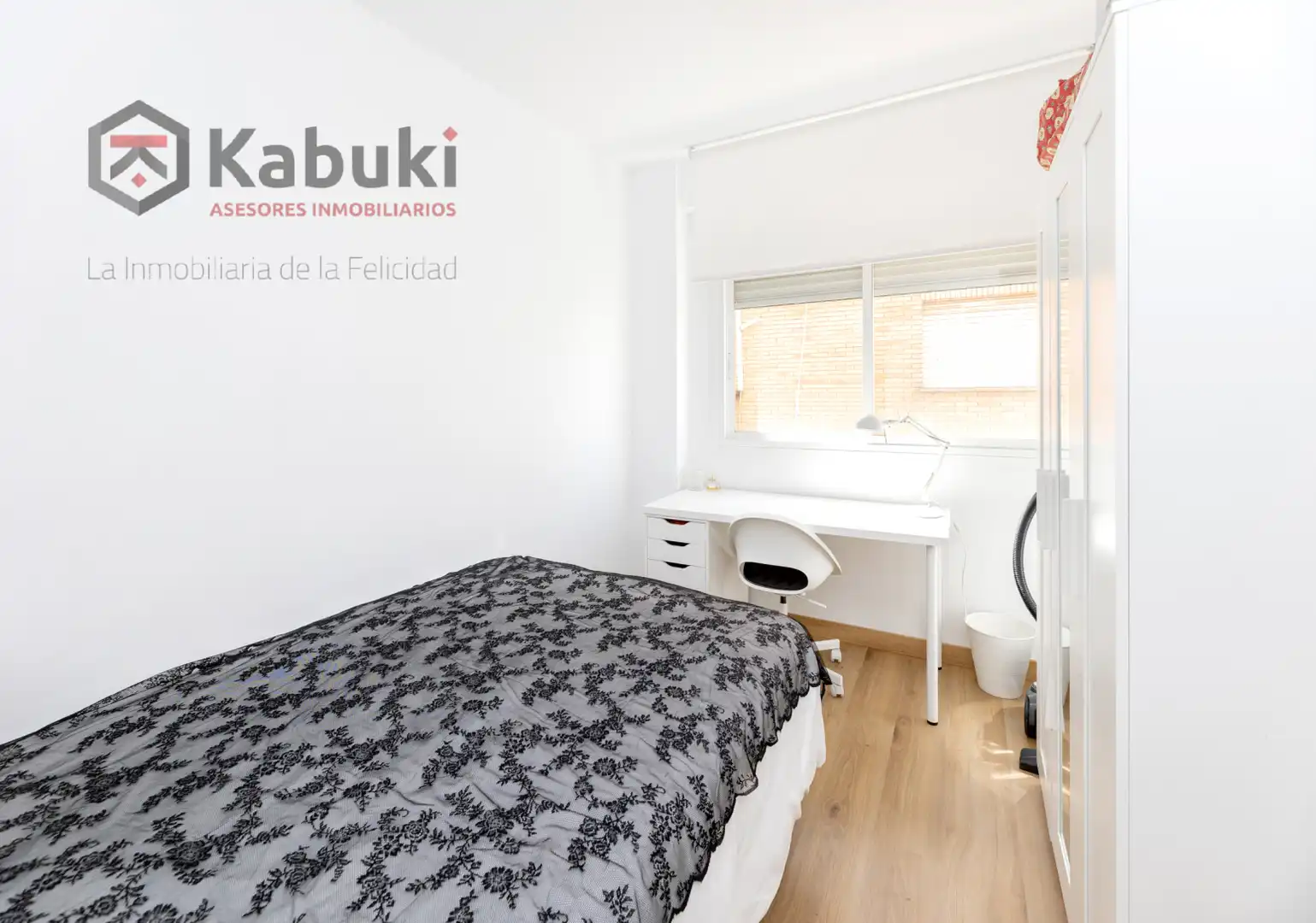 Bedroom of Flat for rent in Maracena  with Parquet flooring and Balcony