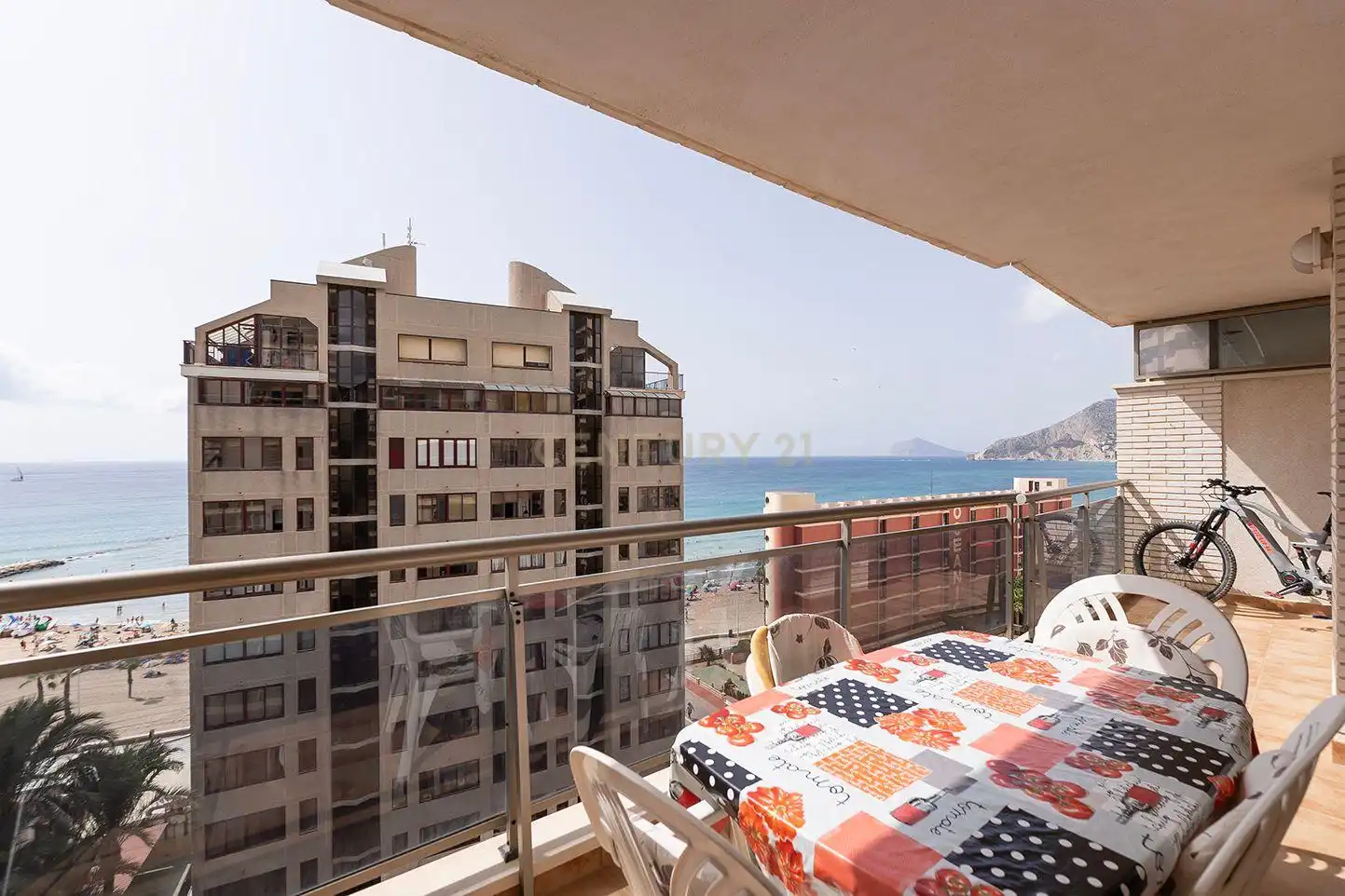 Terraza de Apartamento de alquiler en Calpe / Calp con Aire acondicionado y Piscina comunitaria