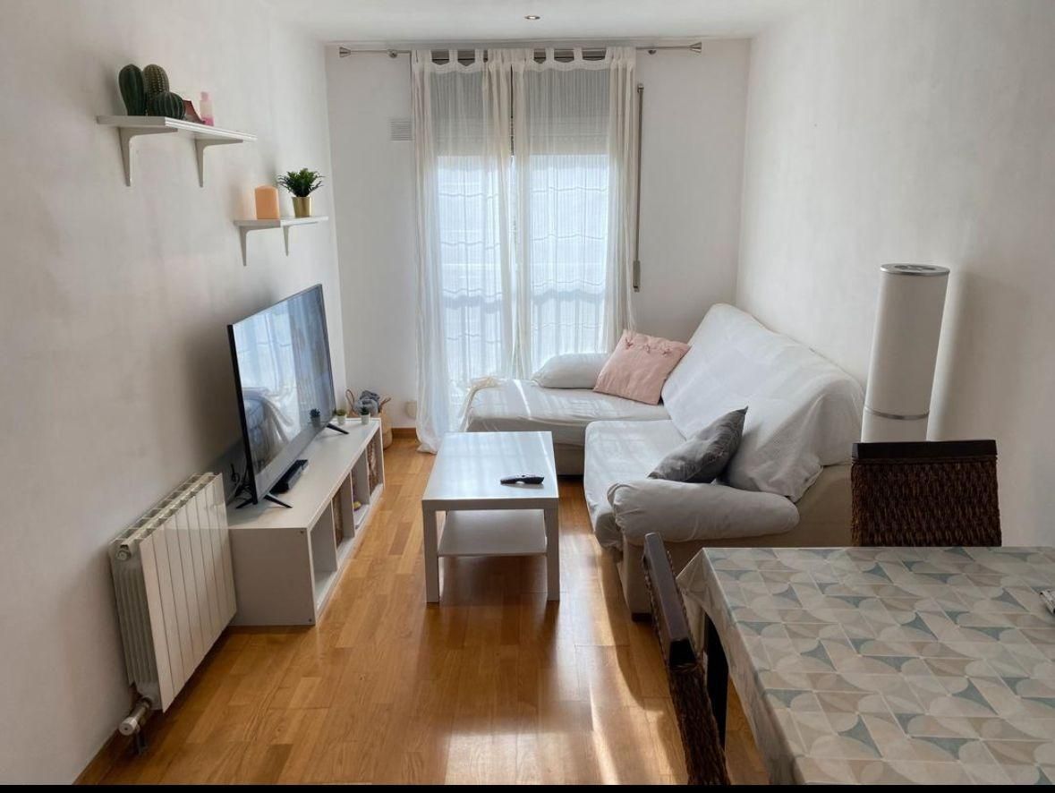 Sala d'estar de Apartament en venda en Sant Feliu de Guíxols amb Balcó
