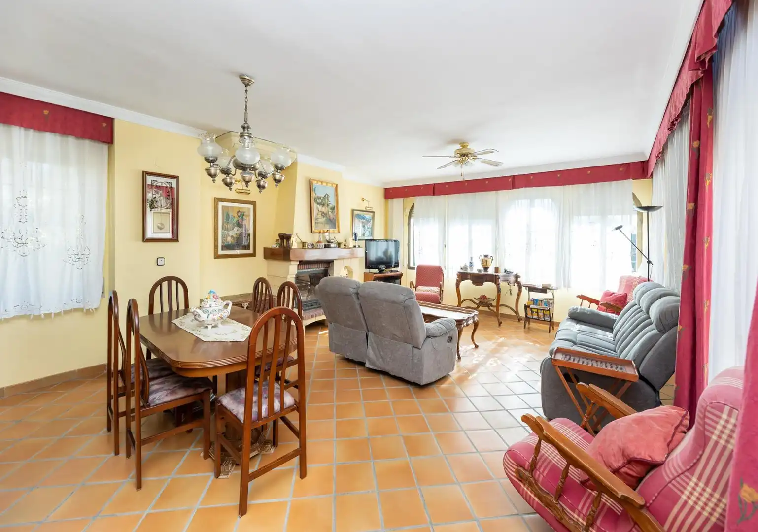 Living room of Houses for sale in Albolote  with Private garden, Terrace and Storage room