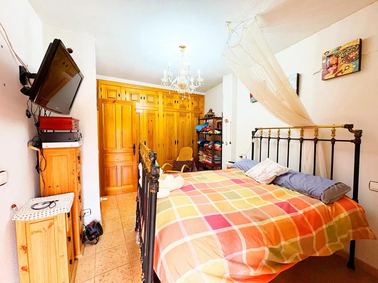 Habitación de Casa o chalet en venta en Navarredonda de la Rinconada con Terraza, Trastero y Amueblado