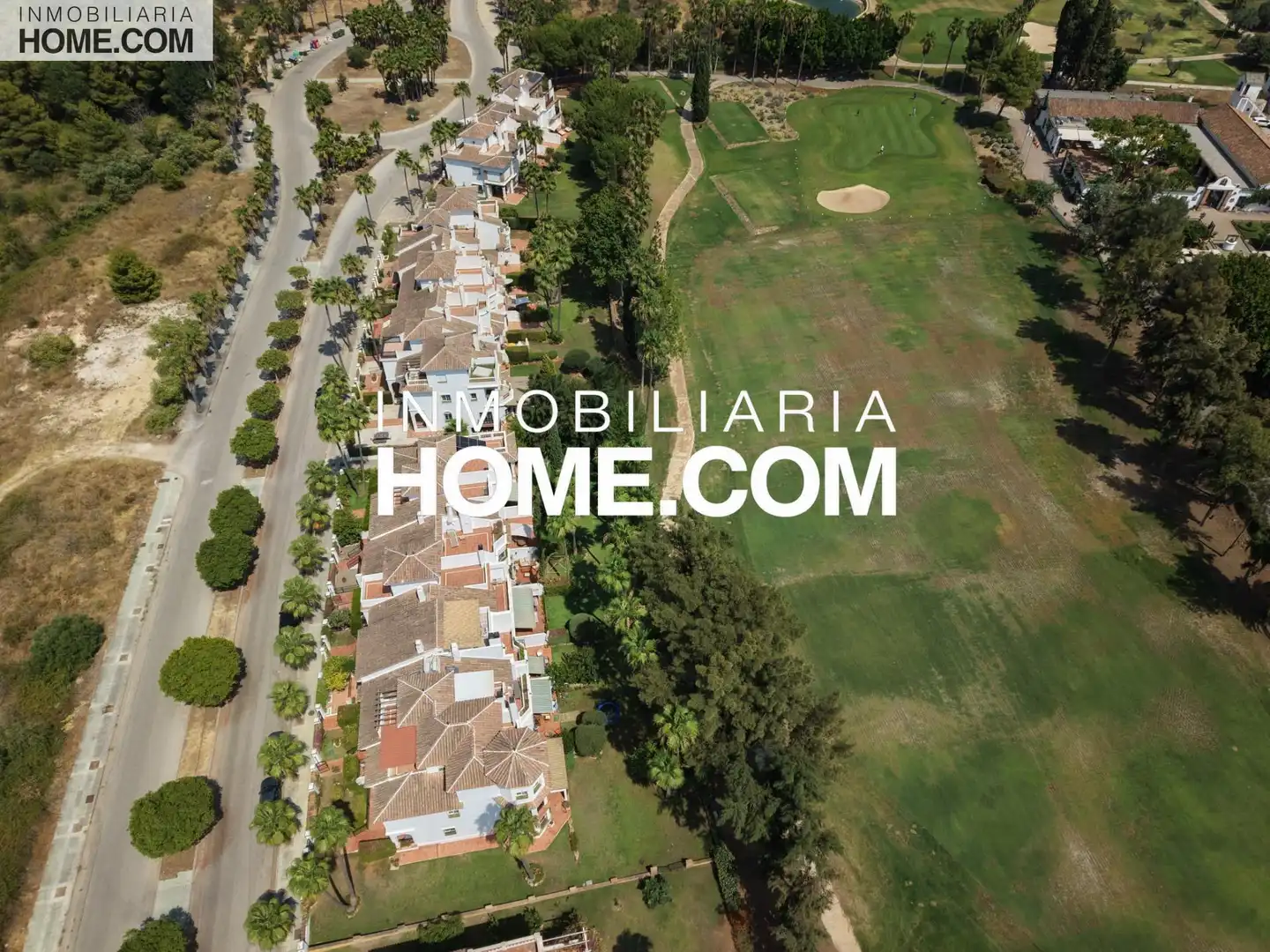 Adosado con terraza en venta en Avenida Lauro Golf