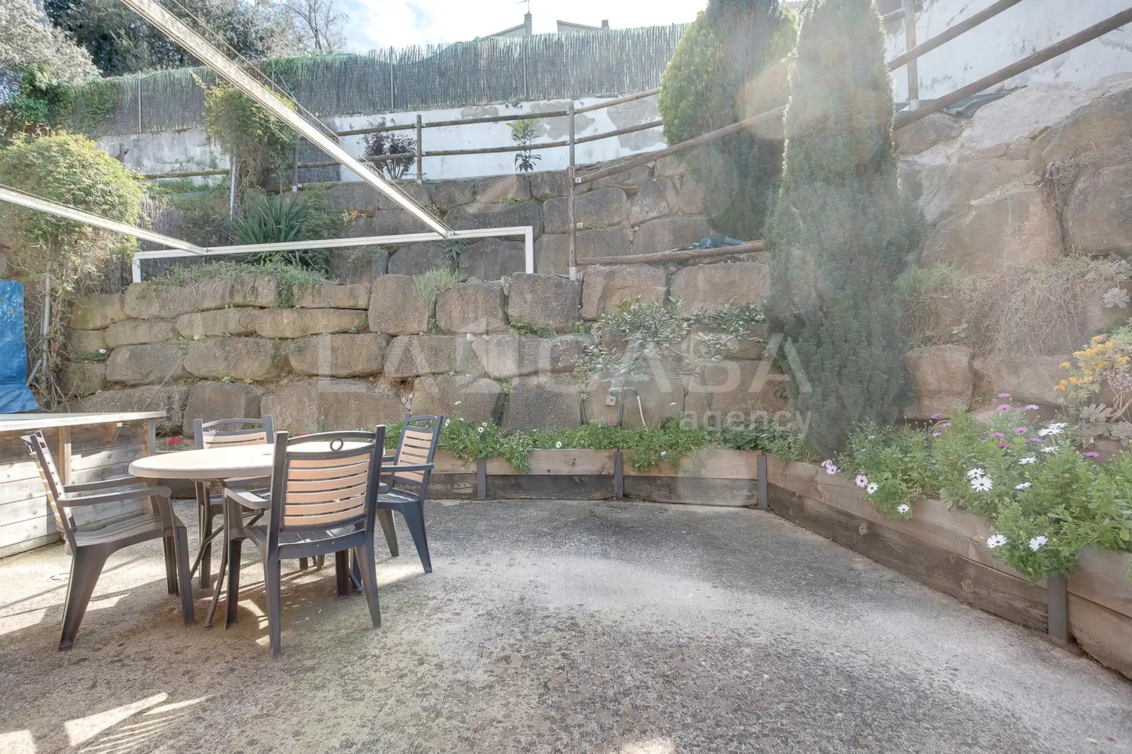 Terrassa de Casa adosada en venda en Montornès del Vallès amb Calefacció, Terrassa i Traster