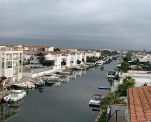 Vista exterior de Apartament en venda en Empuriabrava amb Aire condicionat, Calefacció i Terrassa