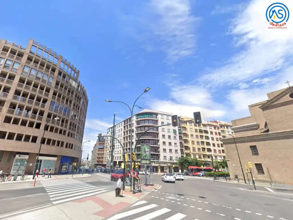 Pis de lloguer a Calle del Conde de Aranda, 142, San Pablo